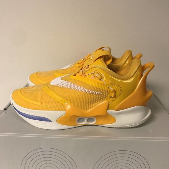 Nike Adapt BB 2.0 Winners Circle NBA 2K20 Gamer Exclusive Self-Lacing, Mens 10.5 - Picture 4 of 12